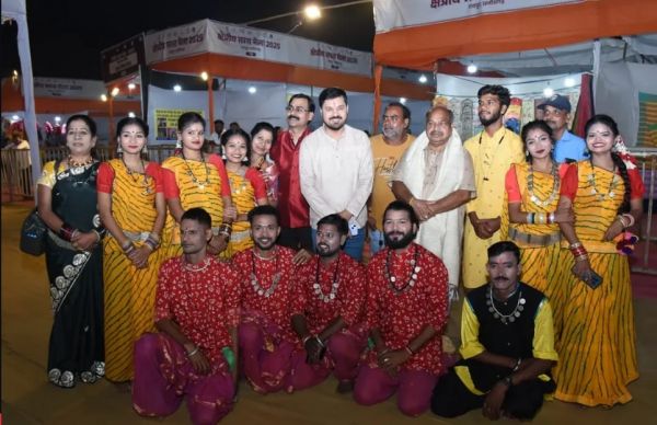 क्षेत्रीय सरस मेला 2025 हुआ सम्पन्न, स्व-सहायता समूह की महिलाओं को किया गया सम्मानित