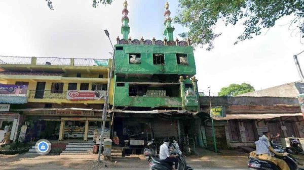 जमीन पर दशकों से काबिज लोगों को वक्फ बोर्ड ने भेजा नोटिस, स्थानीय लोगों में रोष&hellip;