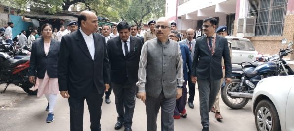 पुराने लंबित प्रकरणों का प्राथमिकता से निराकरण किया जाए: मुख्य न्यायाधीश रमेश सिन्हा