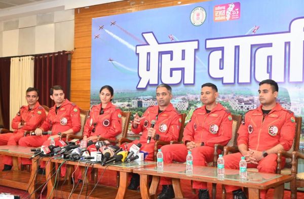 नया रायपुर में सूर्य किरण का रोमांचक एयर शो 5 नवंबर को, नौ फाईटर प्लेन आधे घंटे तक आसमान में दिखाएंगे करतब
