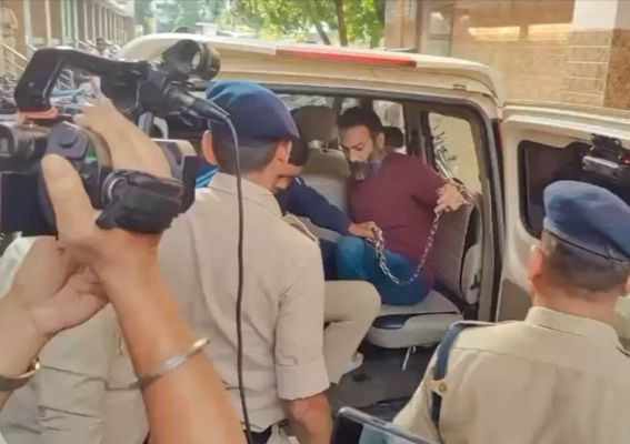 हिस्ट्रीशीटर वीरेंद्र तोमर को पुलिस ने कोर्ट में किया पेश: 4 दिन की रिमांड मंजूर, पूछताछ में खुलेंगे कई राज