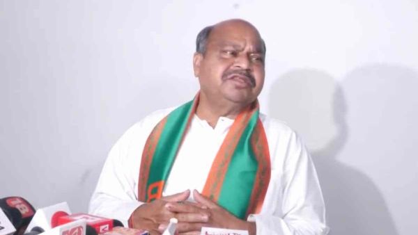 महतारी वंदन e-KYC अनिवार्यता पर कांग्रेस ने उठाए सवाल, विधायक पुरंदर मिश्रा ने दिया जवाब, कहा- आरोप लगाना कांग्रेस का जन्मसिद्ध अधिकार