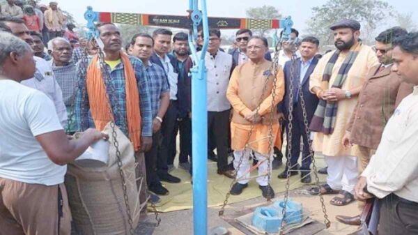 समर्थन मूल्य पर धान खरीदी प्रारंभ: पहले दिन 19464 क्विंटल धान का उपार्जन