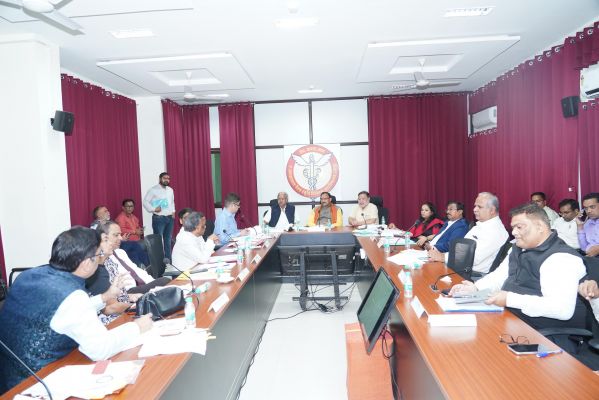 रायपुर समेत पूरे प्रदेश की जनता सर्वोत्तम स्वास्थ्य सुविधाओं की हकदार :सांसद बृजमोहन अग्रवाल