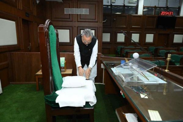 छत्तीसगढ़ विधानसभा का विशेष सत्र : पुराने भवन में आखिरी बार गूंजा सदन, विधानसभा अध्यक्ष डॉ. रमन सिंह ने 23 वर्षों की संसदीय यात्रा को किया याद