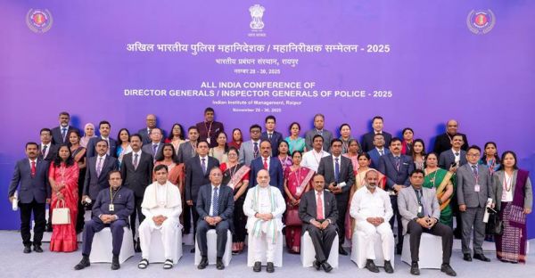 केन्द्रीय गृह एवं सहकारिता मंत्री अमित शाह ने छत्तीसगढ़ के रायपुर में तीन दिवसीय 60वीं DGP/IGP कॉफ्रेंस का उद्घाटन किया