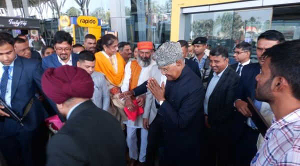 रायपुर पहुंचे पूर्व राष्ट्रपति रामनाथ कोविंद