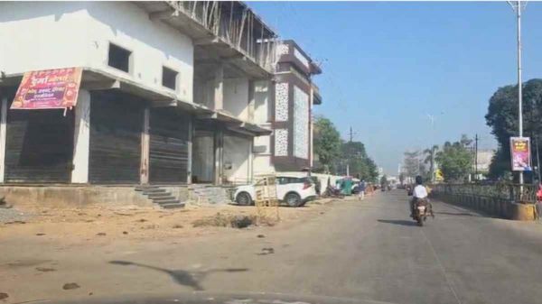 जेल में कांग्रेस नेता की संदिग्ध मौत पर बंद रहा बस्तर संभाग, शहरों में नहीं खुली दुकानें, सड़कों पर सन्नाटा