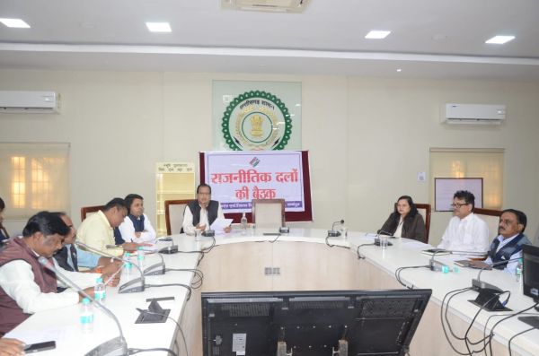 एसआईआर के तहत ड्राफ्ट मतदाता सूची जारी, राजनीतिक दलों के साथ बैठक संपन्न, 22 जनवरी तक दावा-आपत्तियां दर्ज करने का अवसर