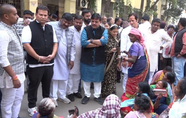 राजधानी में राशन और राशन कार्ड की विसंगतियों को लेकर कांग्रेस ने किया प्रदर्शन, प्रशासन को 10 दिन का अल्टीमेटम