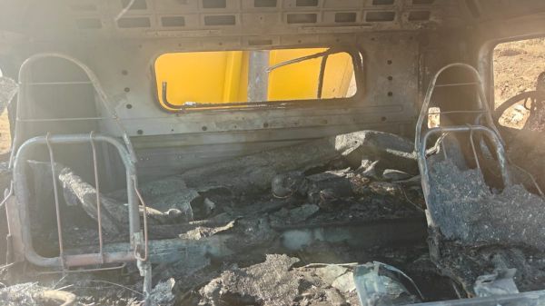 खड़े ट्रेलर में भीषण आग, जिंदा जलकर 3 साल के मासूम की मौत