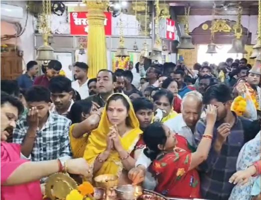 नववर्ष 2026 पर छत्तीसगढ़ के मंदिरों में उमड़ा आस्था का सैलाब, दंतेश्वरी से रायपुर तक श्रद्धालुओं की भीड़