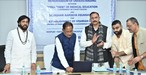 मुख्यमंत्री विष्णुदेव साय ने रायपुर साहित्य उत्सव की वेबसाइट का किया लोकार्पण