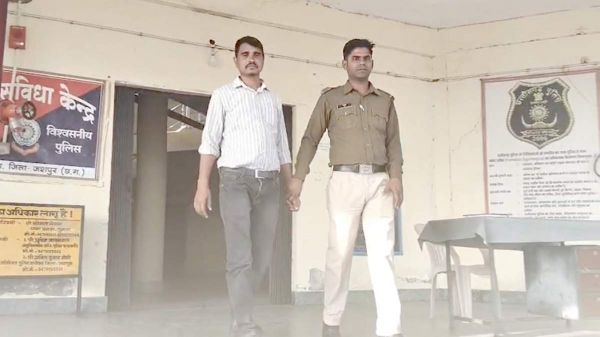 धान खरीदी में करोड़ों की गड़बड़ी का खुलासा: अपेक्स बैंक रिपोर्ट के आधार पर 6 पर FIR, फड़ प्रभारी गिरफ्तार