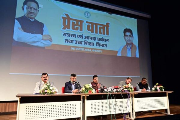 मंत्री टंकराम वर्मा ने उच्च शिक्षा व राजस्व विभाग की दो साल की उपलब्धियां गिनाईं