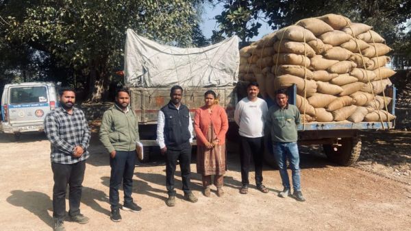 सक्ती जिले में अवैध धान परिवहन पर बड़ी कार्रवाई: 1450 कट्टा धान जब्त, कारोबारियों में हड़कंप