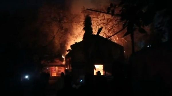 रायपुर डीईओ कार्यालय में आगजनी: DPI ने 3 सदस्यीय जांच समिति की गठित, 5 दिनों के भीतर सौंपेगी रिपोर्ट