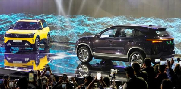 ऑटो एक्सपो&ndash;2026: वाहन खरीदी पर आरटीओ टैक्स में 50 प्रतिशत की छूट