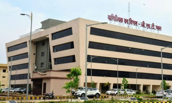 वाणिज्यिक कर विभाग में तबादला: बड़े पैमाने पर राज्य कर अधिकारी हुए इधर से उधर, आदेश जारी&hellip;