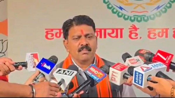 रायपुर में जल्द लागू होगी पुलिस कमिश्नरी व्यवस्था: डिप्टी सीएम विजय शर्मा का बयान, पूरे जिले में होगा क्रियान्वयन