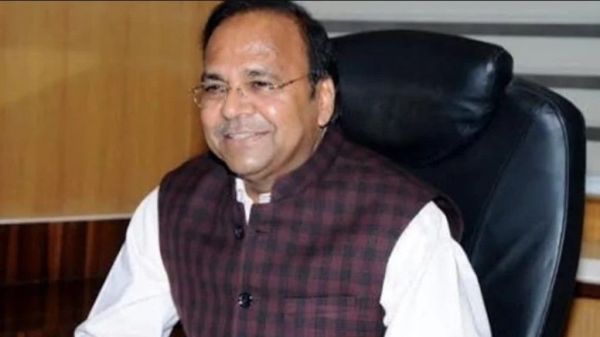 पूर्व मुख्य सचिव विवेक ढांड की सिविल लाइन जमीन मामले में राजस्व मंडल का बड़ा आदेश, एक माह तक यथास्थिति बनाए रखने के निर्देश