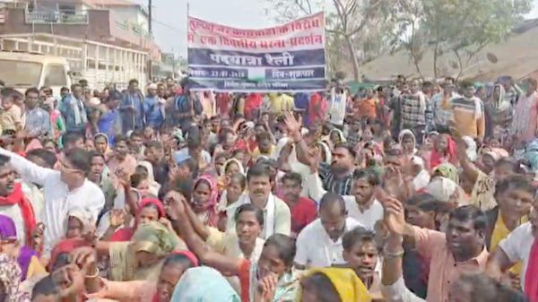 बीजापुर में प्रशासनिक कार्रवाई के खिलाफ विधायक विक्रम मंडावी का प्रदर्शन, तहसील कार्यालय का किया घेराव