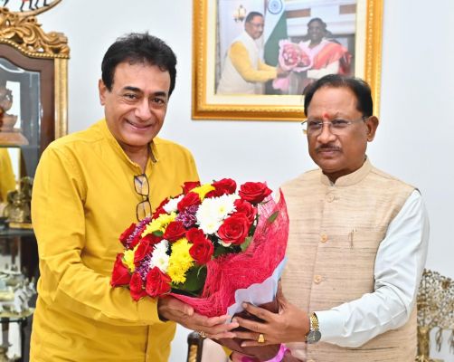 मुख्यमंत्री विष्णुदेव साय से सुप्रसिद्ध अभिनेता नीतिश भारद्वाज ने की&nbsp;मुलाकात