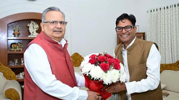 बजट सत्र से पहले वित्त मंत्री ओपी चौधरी ने विधानसभा अध्यक्ष रमन सिंह से की मुलाकात, सत्र के साथ आर्थिक और जनहित से जुड़े मुद्दों पर हुई चर्चा&hellip;