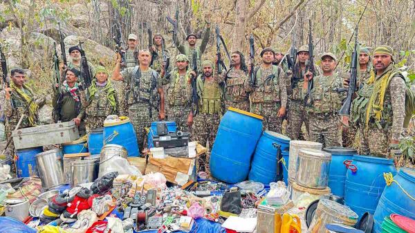 सुरक्षा बलों ने घने जंगल में छिपाकर रखा गया नक्सलियों का बड़ा डंप किया बरामद, प्रेशर कुकर आईईडी को मौके पर किया नष्ट&hellip;