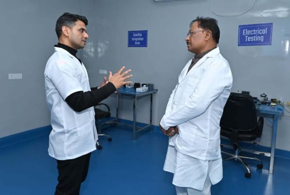 मुख्यमंत्री ने अंतरिक्ष संगवारी कार्यक्रम के तहत प्रदेश के पहले अंतरिक्ष केंद्र का किया शुभारंभ