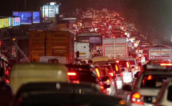 राजधानी वासियों को ट्रैफिक जाम से राहत देने पुलिस का नया प्लान, इन मार्गों पर मालवाहक वाहनों पर रहेगा प्रतिबंध