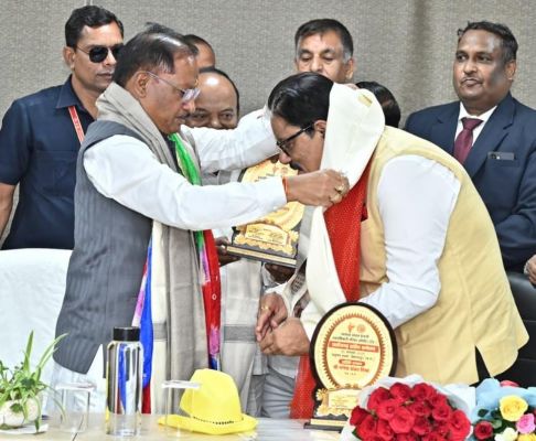 राज्य नीति आयोग के उपाध्यक्ष के रूप में गणेश शंकर मिश्रा ने संभाला पदभार, मुख्यमंत्री ने दी शुभकामनाएँ