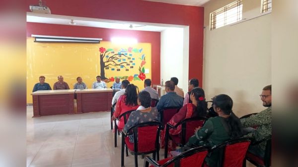 कुशाभाऊ ठाकरे पत्रकारिता विश्वविद्यालय में शिक्षा और शोध विस्तार पर जोर: कुलपति प्रो. मनोज दयाल