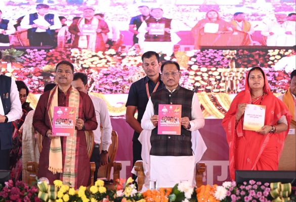 बस्तर की धरती से मातृशक्ति को बड़ा संबल : मुख्यमंत्री विष्णुदेव साय ने महतारी वंदन योजना की 25वीं किश्त जारी