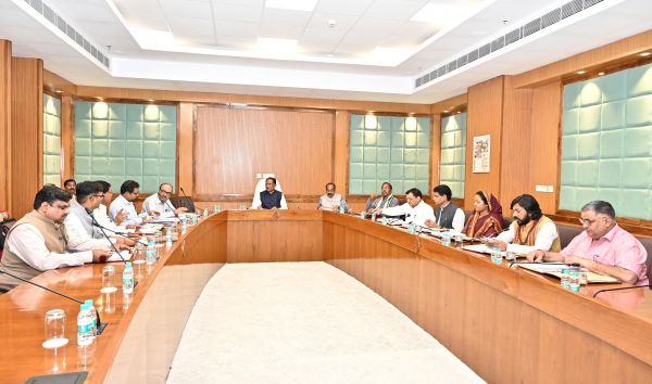 कैबिनेट बैठक में कई अहम फैसले, धर्मांतरण विरोधी विधेयक को हरी झंडी