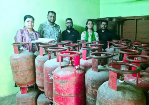 बिलासपुर में LPG की कालाबाजारी पर बड़ी कार्रवाई: 363 सिलेंडर समेत भारी मात्रा में सामान जब्त