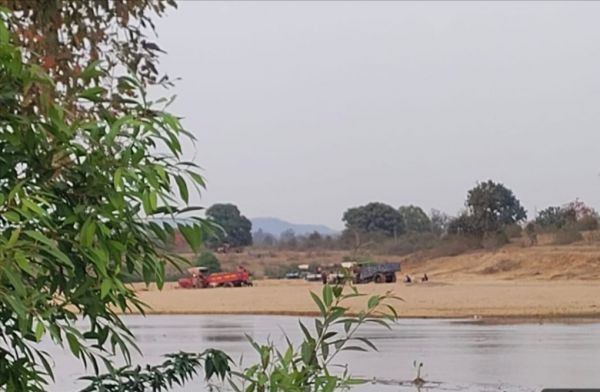 केवई नदी में अवैध रेत उत्खनन पर कार्रवाई: नियम उल्लंघन पर पट्टाधारी पर 1 लाख का जुर्माना