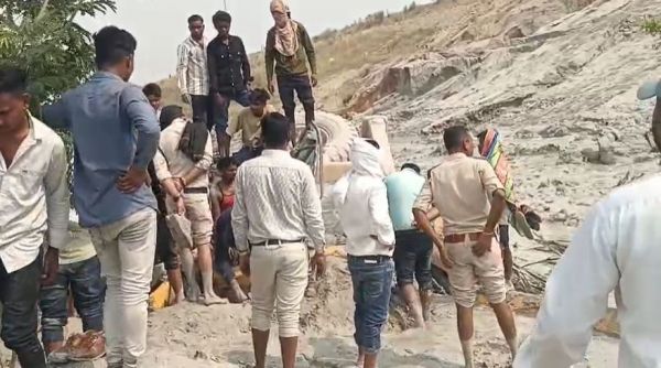 सीएसईबी राखड़ बांध फूटा, जेसीबी ऑपरेटर की मौत, 3 मजदूरों का सफल रेस्क्यू, जांच टीम गठित