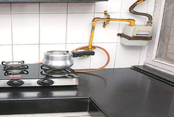 घरों में पाइप से पहुंचेगी गैस, हरियाणा की कंपनी को मिला कॉन्ट्रैक्ट