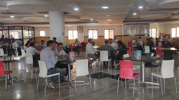 मंत्रालय कैंटीन में बदलेगी व्यवस्था, महिला स्व-सहायता समूह को जिम्मेदारी देने की मांग