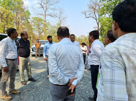 गुणवत्ताहीन निर्माण पर ठेकेदारों पर गिरेगी गाज, PWD सचिव मुकेश बंसल का सख्त संदेश