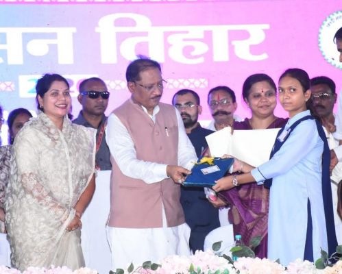 ग्रामीण अंचल की बेटी बनी प्रेरणा: मुख्यमंत्री विष्णुदेव साय ने&nbsp; उत्कृष्ट प्रदर्शन को सराहा