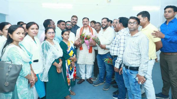 महासम्मेलन में जुटेंगे प्रदेशभर के NHM कर्मचारी, स्वास्थ्य मंत्री से मिले संघ के पदाधिकारी, लंबित मांगों को जल्द पूरा करने का दिया आश्वासन