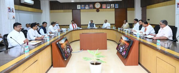साय कैबिनेट की बैठक समाप्त जीएडी के अधीन होगा कर्मचारी चयन मंडल, सड़क ठेकेदारों को भी राहत, जानिए अन्य फैसले&hellip;