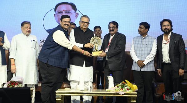 बस और कार ऑपरेटर फेडरेशन के राष्ट्रीय कार्यक्रम में जुटे उद्योग जगत के प्रतिनिधि, परिवहन क्षेत्र के विकास पर हुई चर्चा