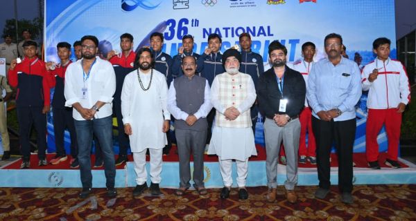 उप मुख्यमंत्री अरुण साव 36वें नेशनल कैनो स्प्रिंट चैंपियनशिप के समापन समारोह में हुए शामिल