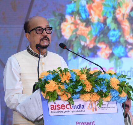 आर्टिफिशियल इंटेलिजेंस सहायक है, मानव बुद्धि का विकल्प नहीं- राज्यपाल रमेन डेका