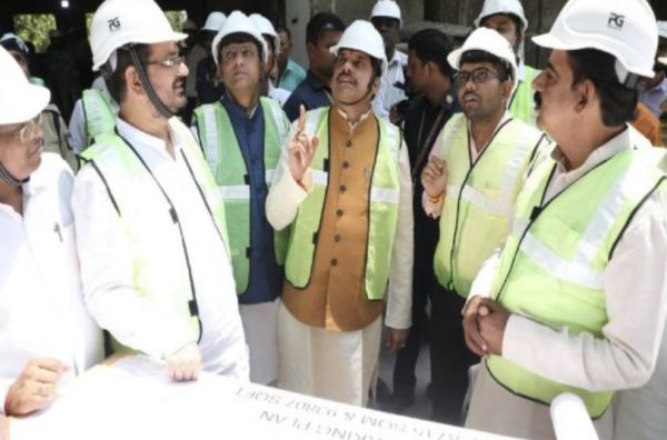 सीएम डॉ. मोहन यादव ने किया MP-CG के सबसे बड़े &lsquo;आईटी पार्क 3&rsquo; का निरीक्षण