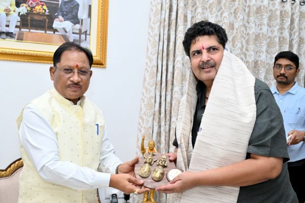 छत्तीसगढ़ के कृषि विकास मॉडल का अध्ययन करने पहुंचे महाराष्ट्र के विधायक प्रतिनिधिमंडल ने मुख्यमंत्री साय से की मुलाकात