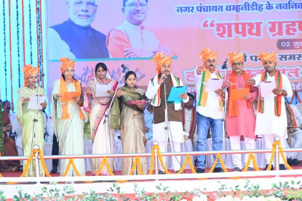 मुख्यमंत्री विष्णुदेव साय ने बम्हनीडीह के विकास की नई यात्रा का किया शुभारंभ